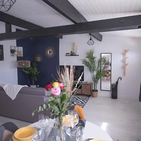 Le Charmant Combault Vakantiehuis *